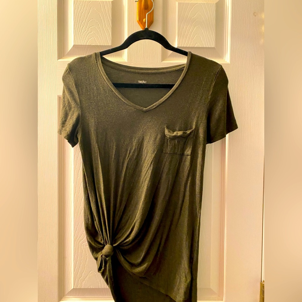 Plain dark green ties up soft T-shirt